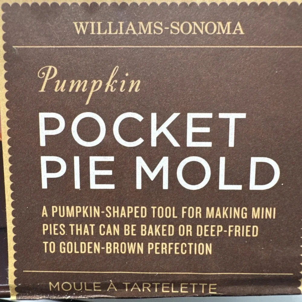 Williams Sonoma Pocket Pie Mold Pastry Mini Pastry Cutter Set 2 Apple &‎ Pumpkin